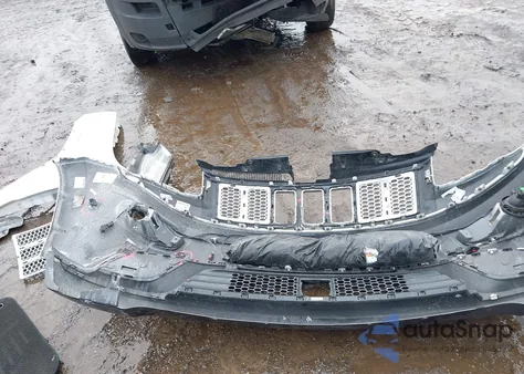 2014 Jeep Grand Cherokee Summit z USA, uszkodzony, nr VIN 1C4RJFJGXEC554767